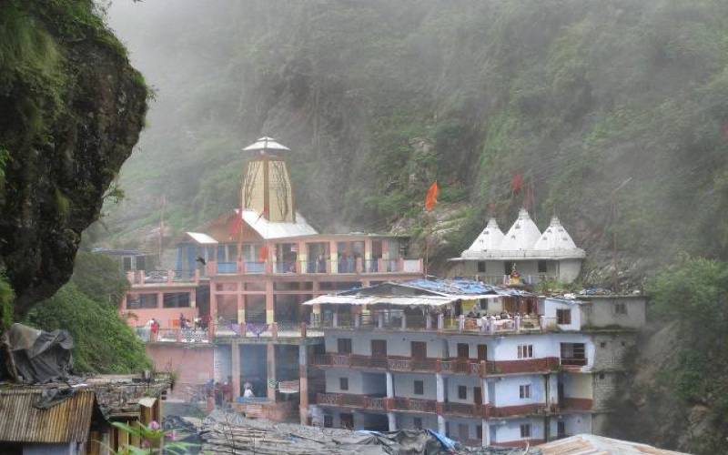 1514804187_Yamunotri Temple